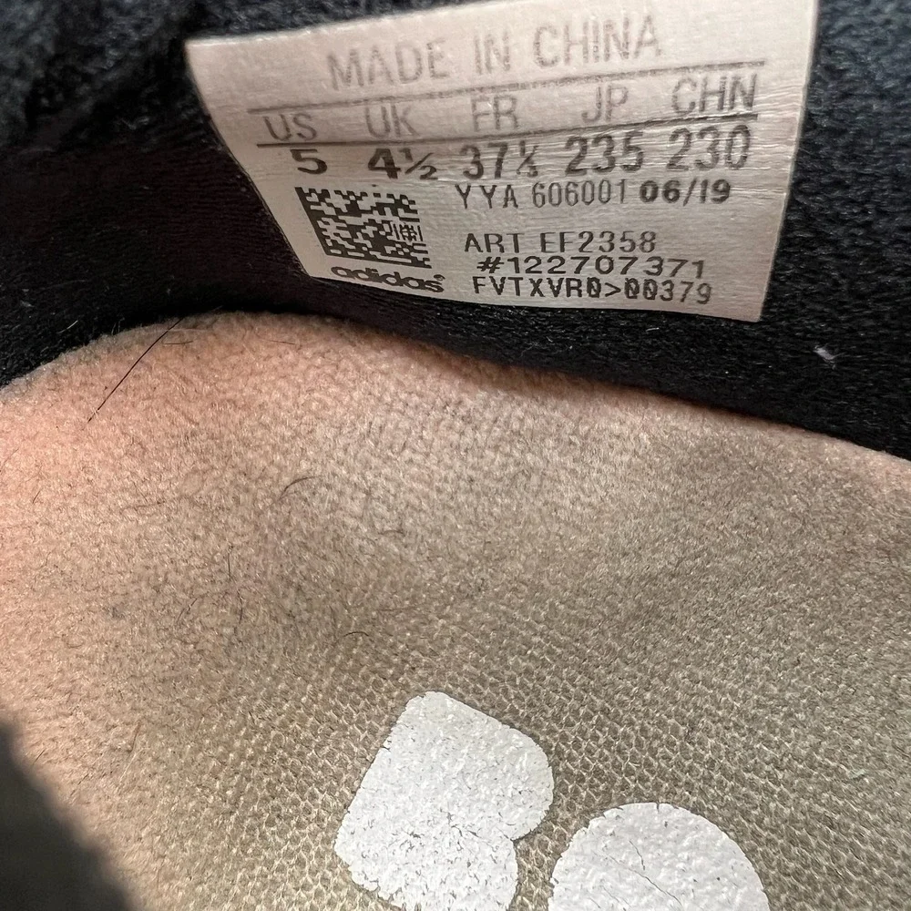 Adidas Ultraboost 2019 Women's Size 6 Running Shoes Linen‎ Ash Green EF2358